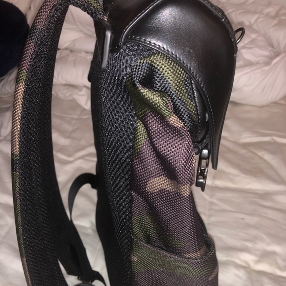 Men’s Camo Coach Backpack - Picture 3 of 4